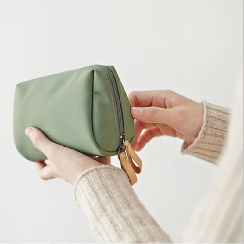 GlamGo™ – Stijlvolle & Praktische Make-up Pouch