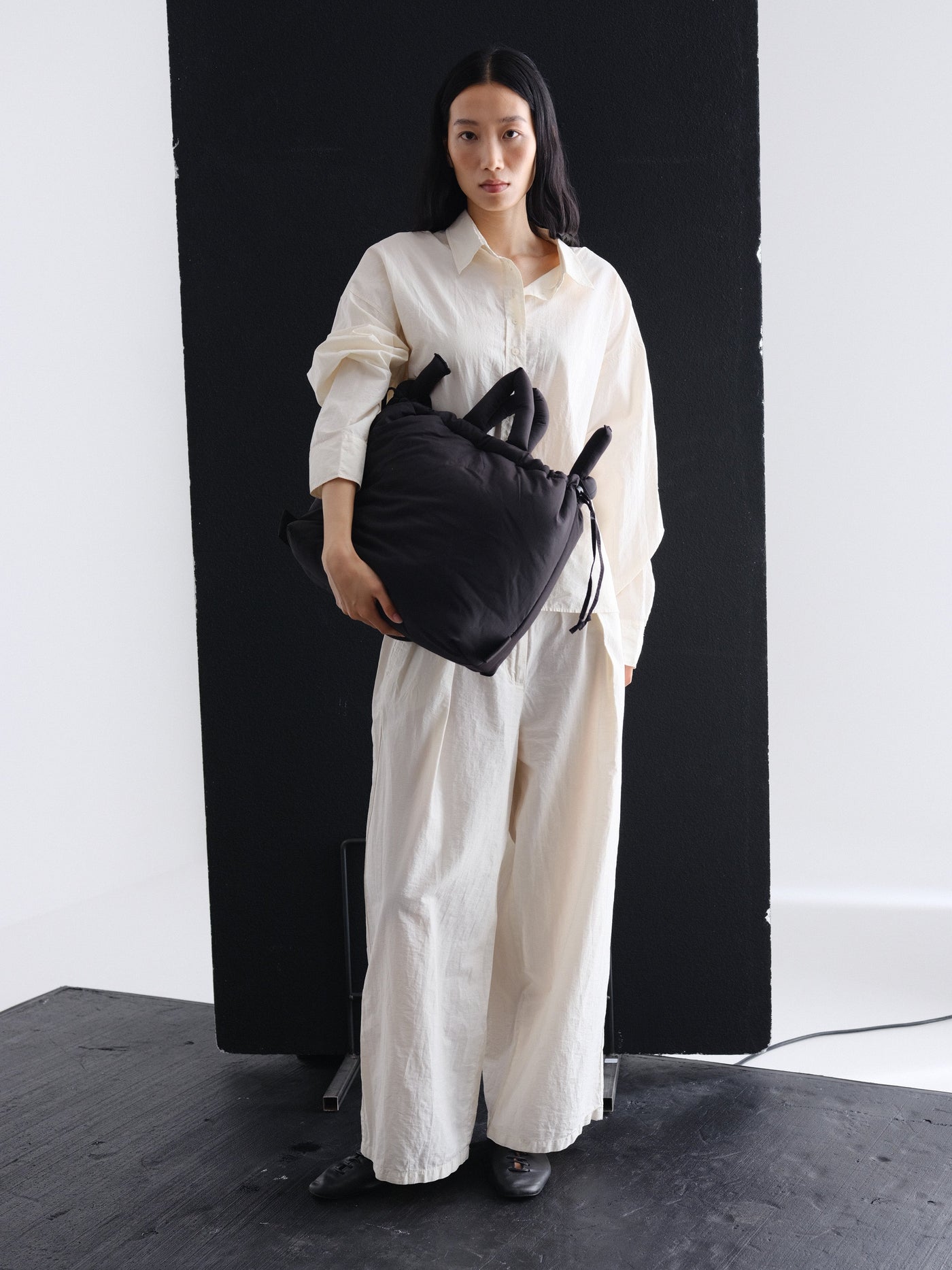 Velora Puff Bag