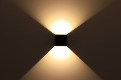 AuraCube – Stijlvol licht, volledig draadloos